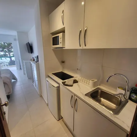 Ocean View 3 *